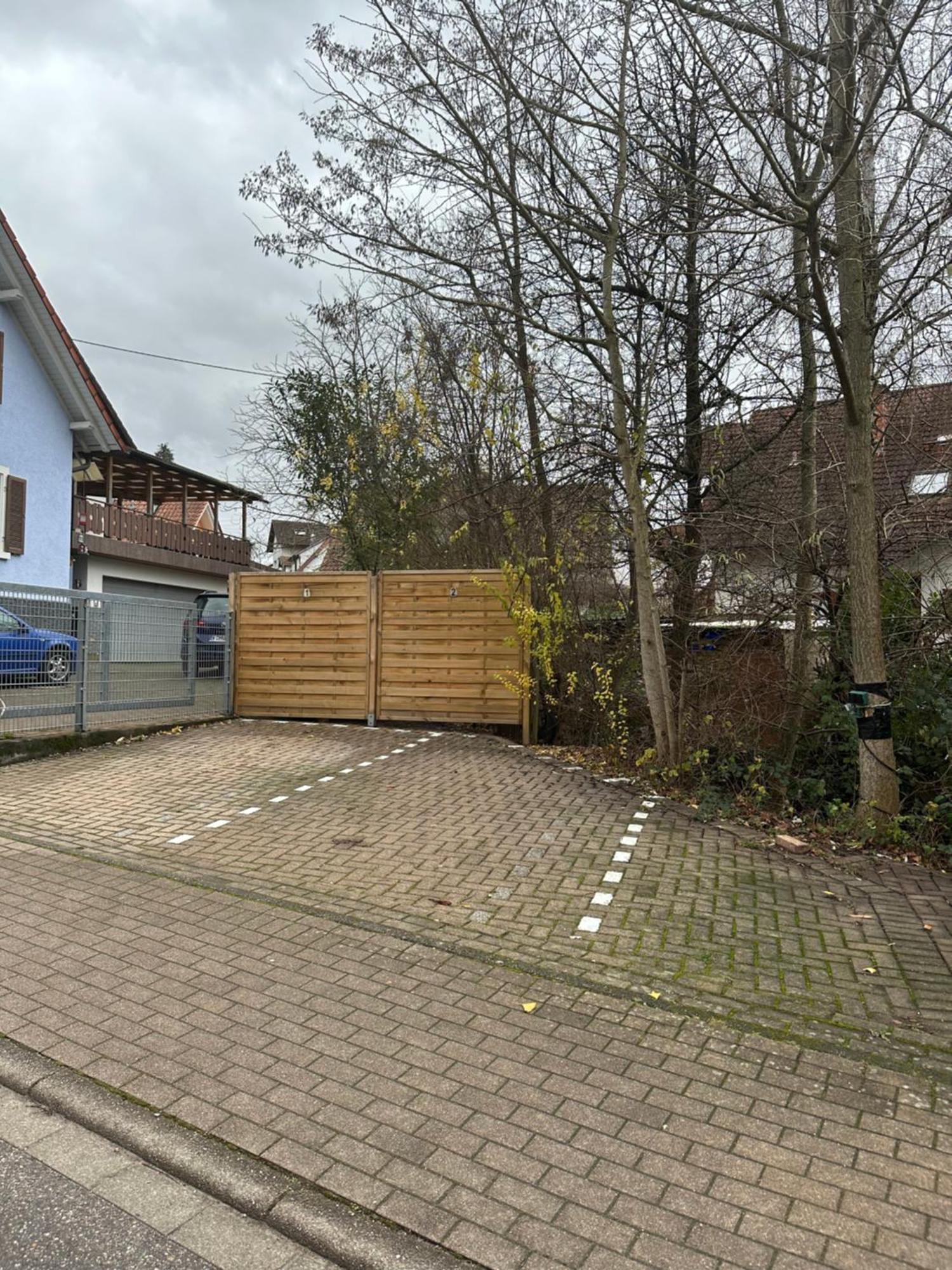 Family-Apartment Mit Balkon, Kueche, Parkplatz & Waschmaschine Offenburg Exterior foto